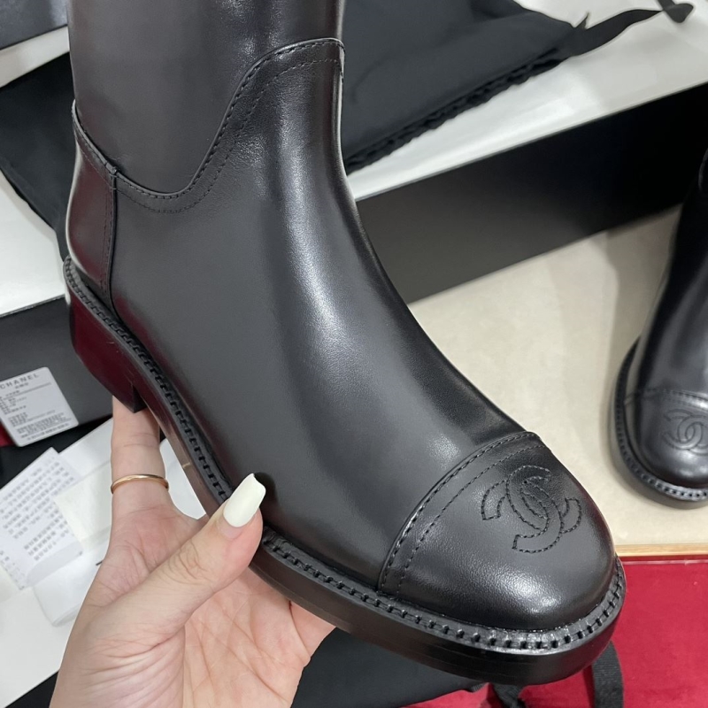 Ch**el boots